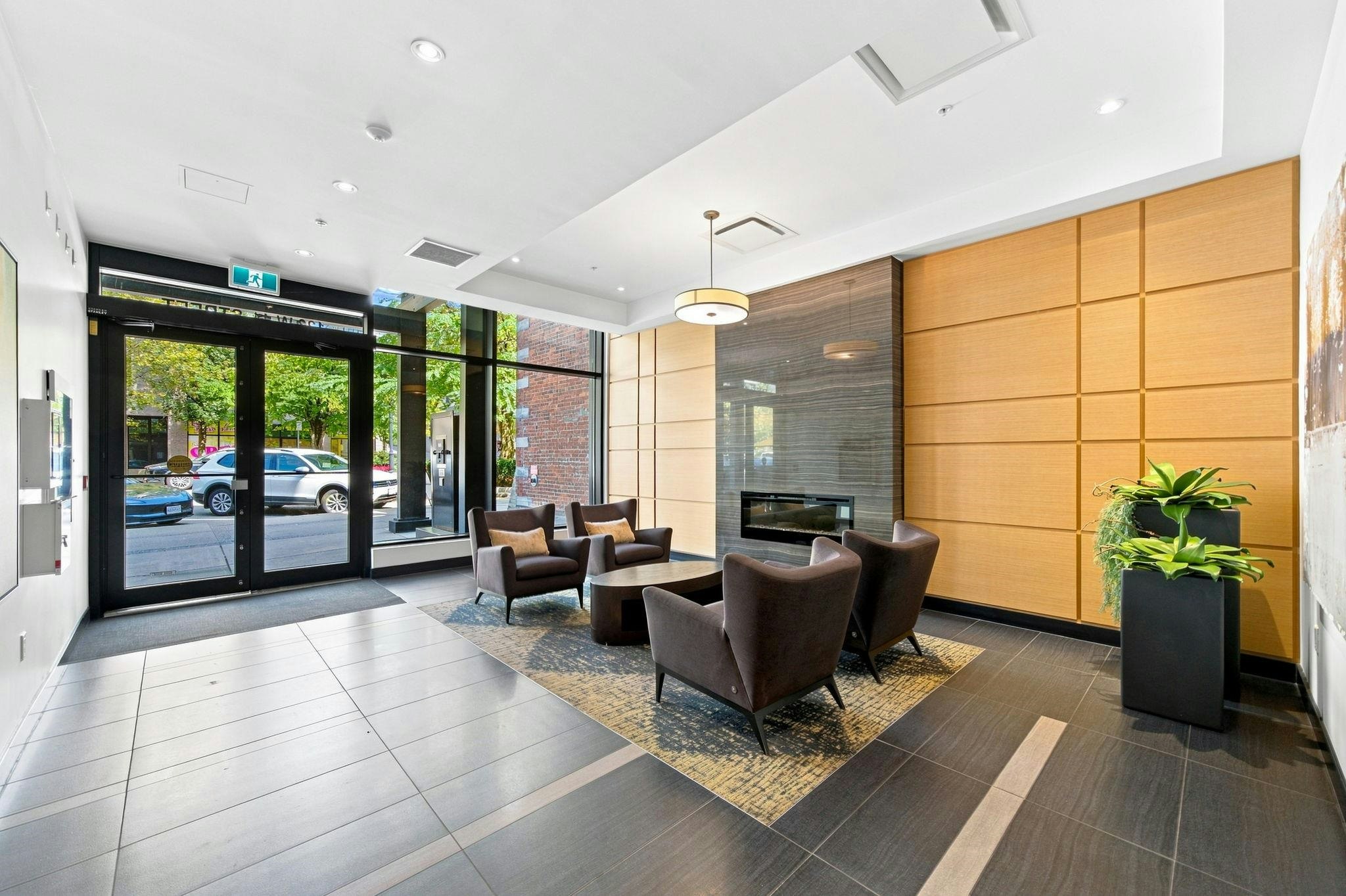 606-123 W 1st Street, North Vancouver, BC, V7M 0E5 - 28
