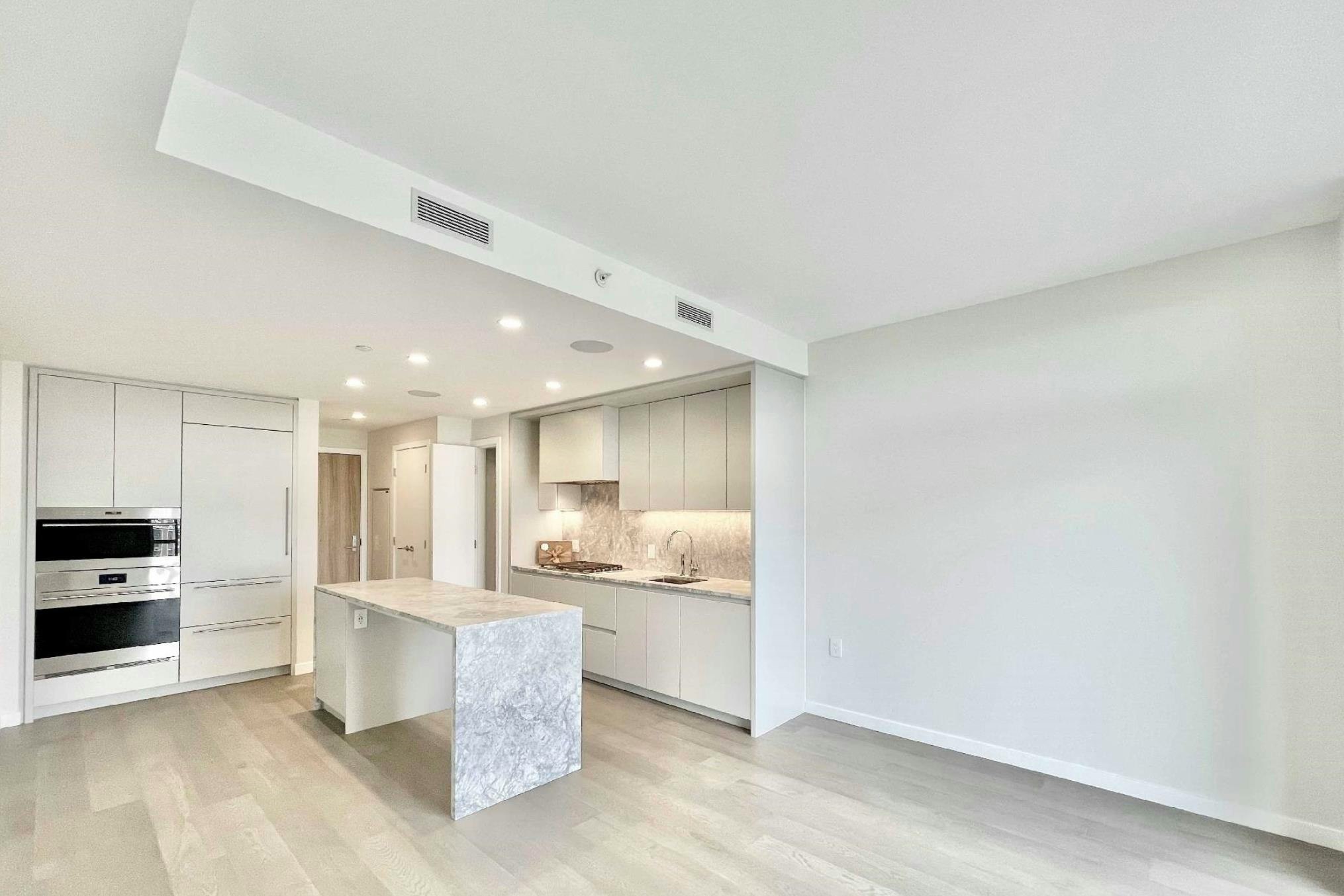 1402-7433 Cambie Street, Vancouver, BC, V6P 0J8 - 4