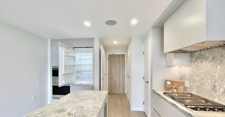 1402-7433 Cambie Street, Vancouver, BC, V6P 0J8 - 2