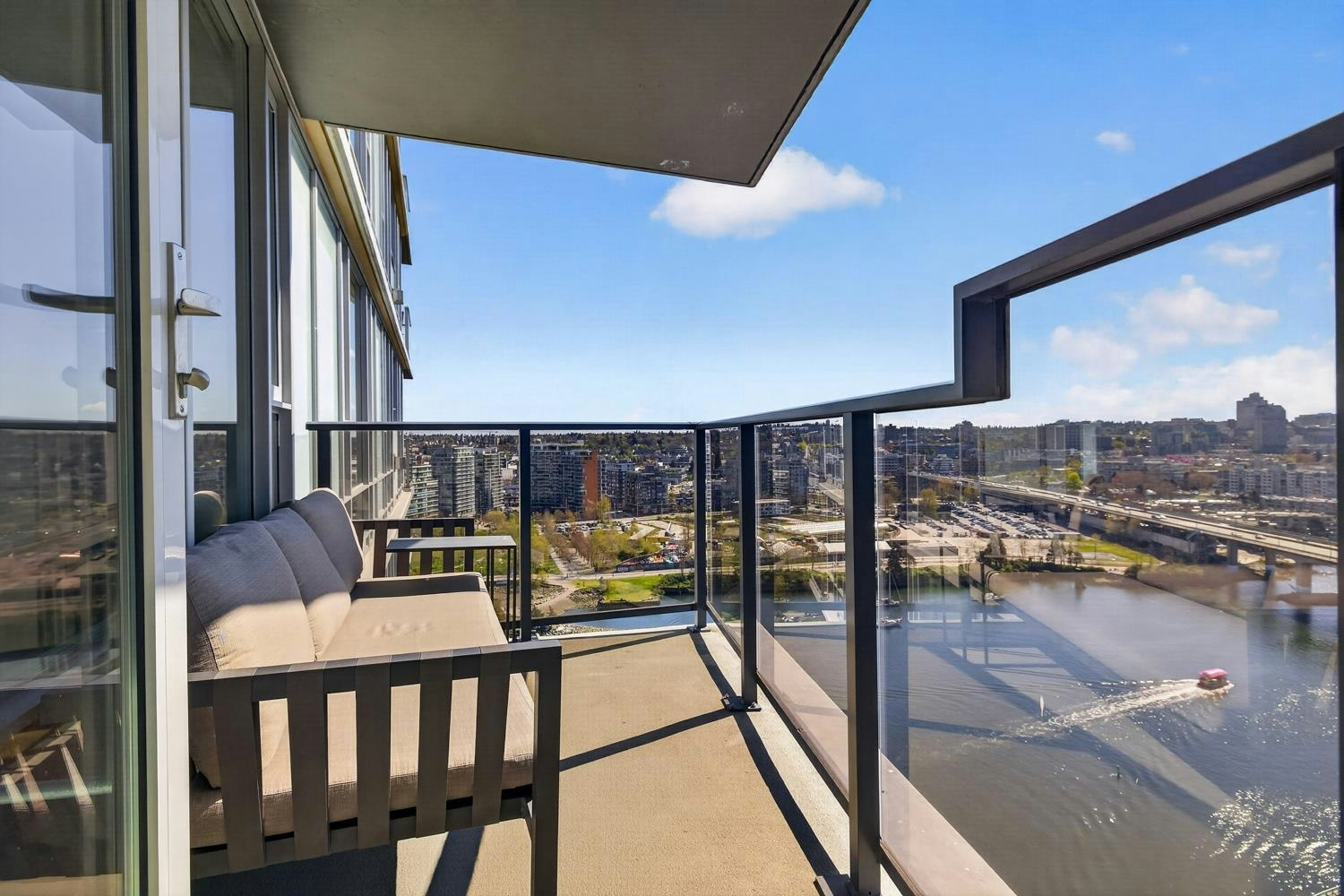 2503-8 Smithe Mews, Vancouver, BC, V6B 0A5 - 10