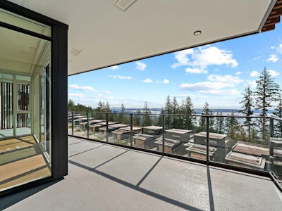 602-3963 Uplands Way - 5
