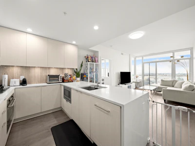 1103-5051 Imperial Street - 3