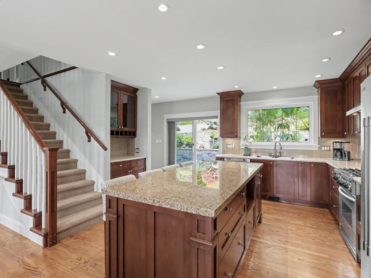 1123 Ioco Road, Port Moody, BC, V3H 2W9 - 12