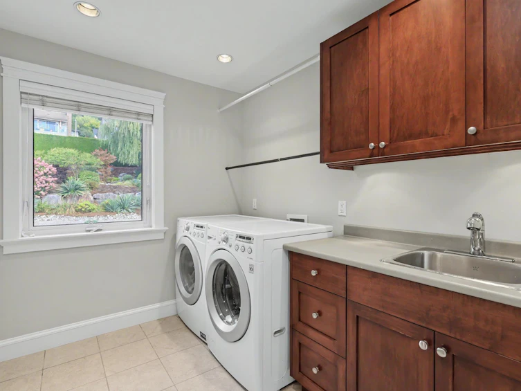 1123 Ioco Road, Port Moody, BC, V3H 2W9 - 17