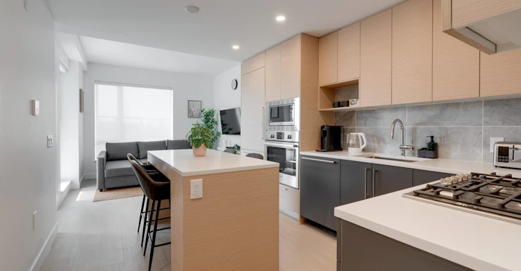213-8888 Osler Street, Vancouver, BC, V6P 4G2 - 2