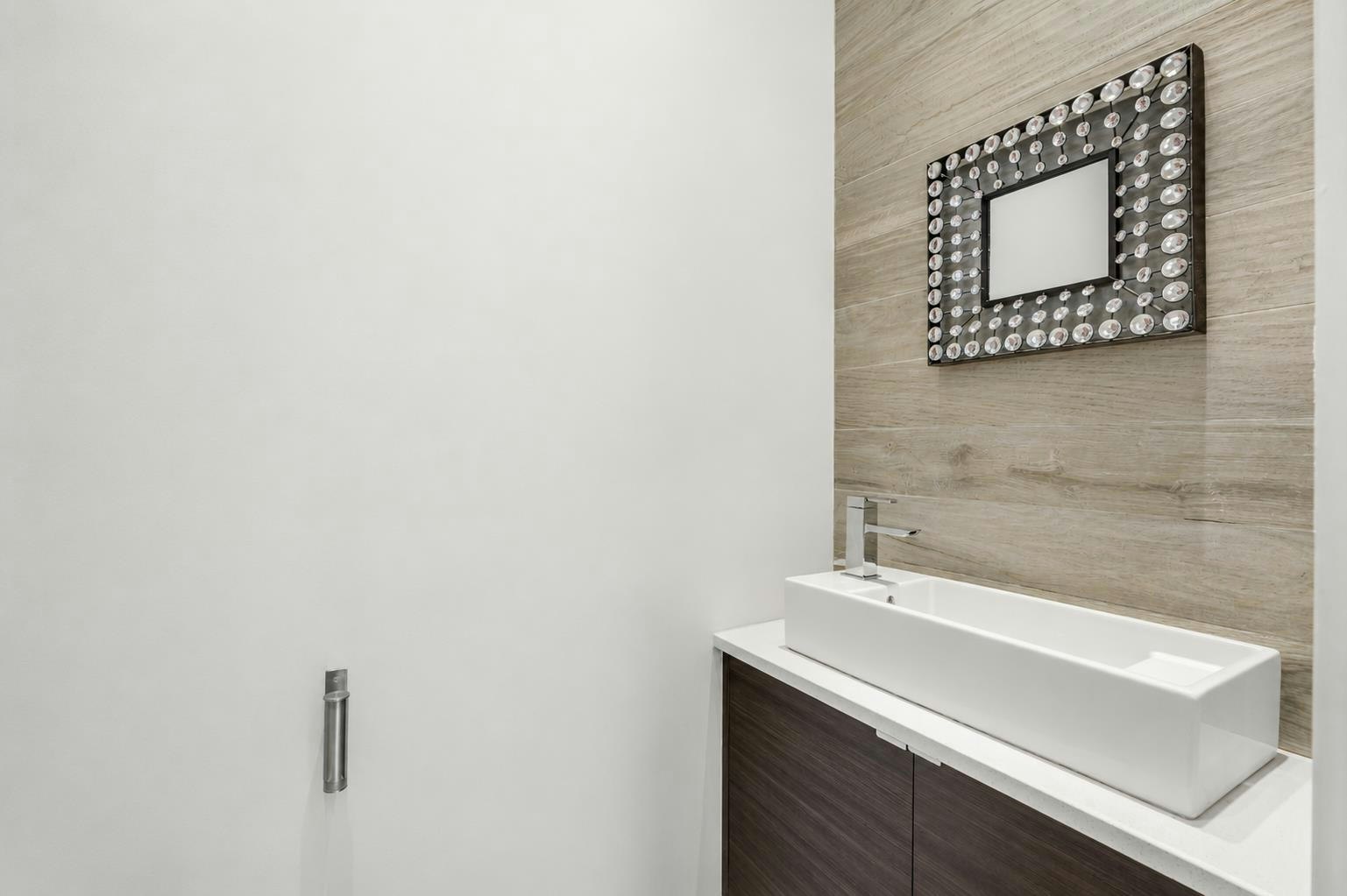 730 E 11th Avenue, Vancouver, BC, V5T 2E5 - 15