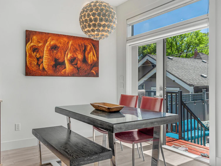 730 E 11th Avenue, Vancouver, BC, V5T 2E5 - 10