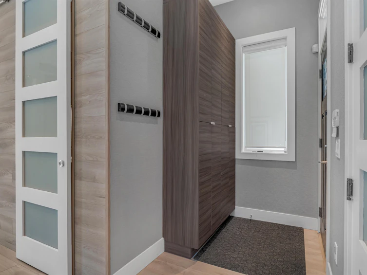730 E 11th Avenue, Vancouver, BC, V5T 2E5 - 13