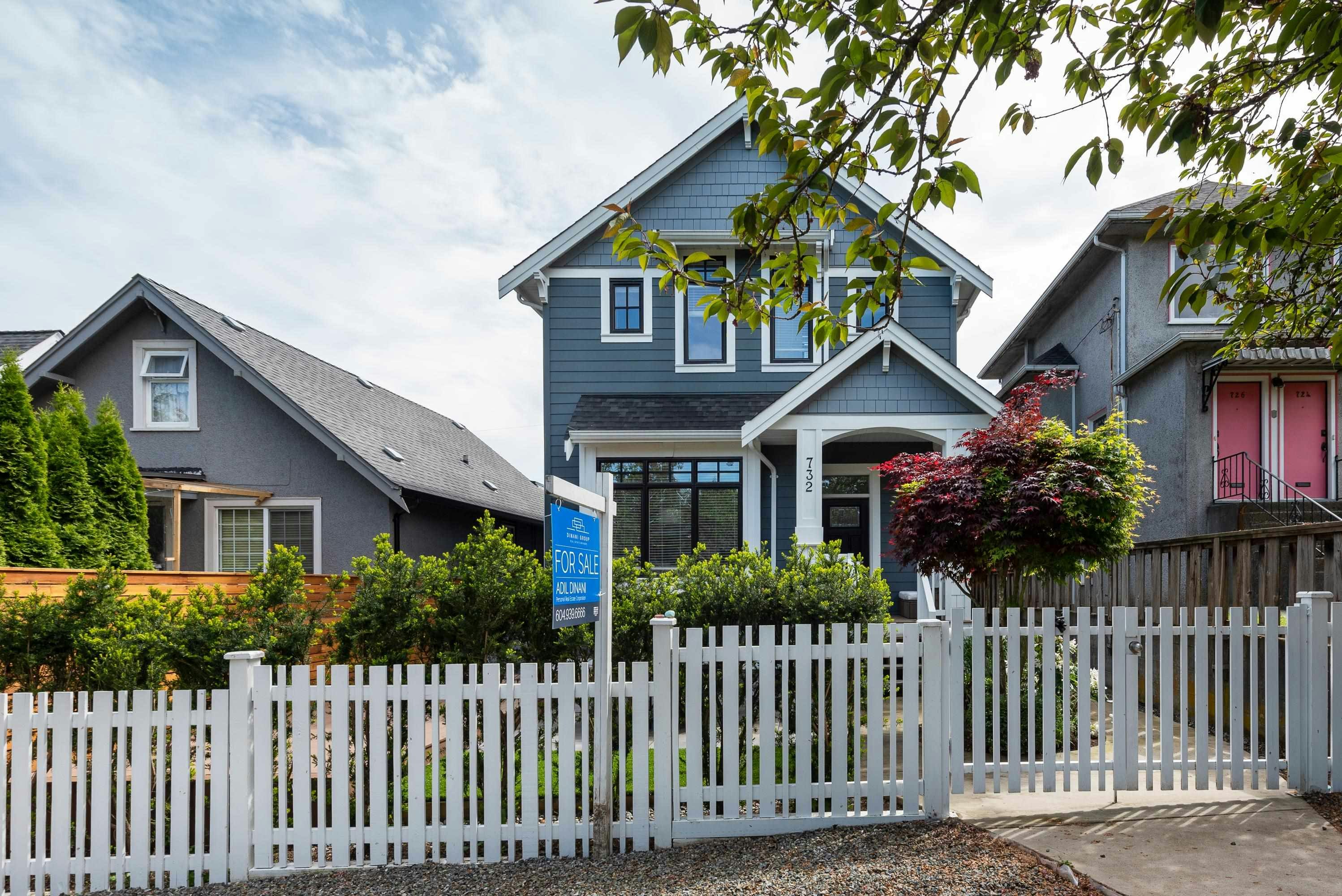 730 E 11th Avenue, Vancouver, BC, V5T 2E5
