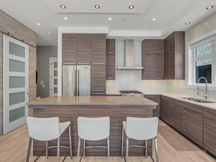 730 E 11th Avenue, Vancouver, BC, V5T 2E5 - 2
