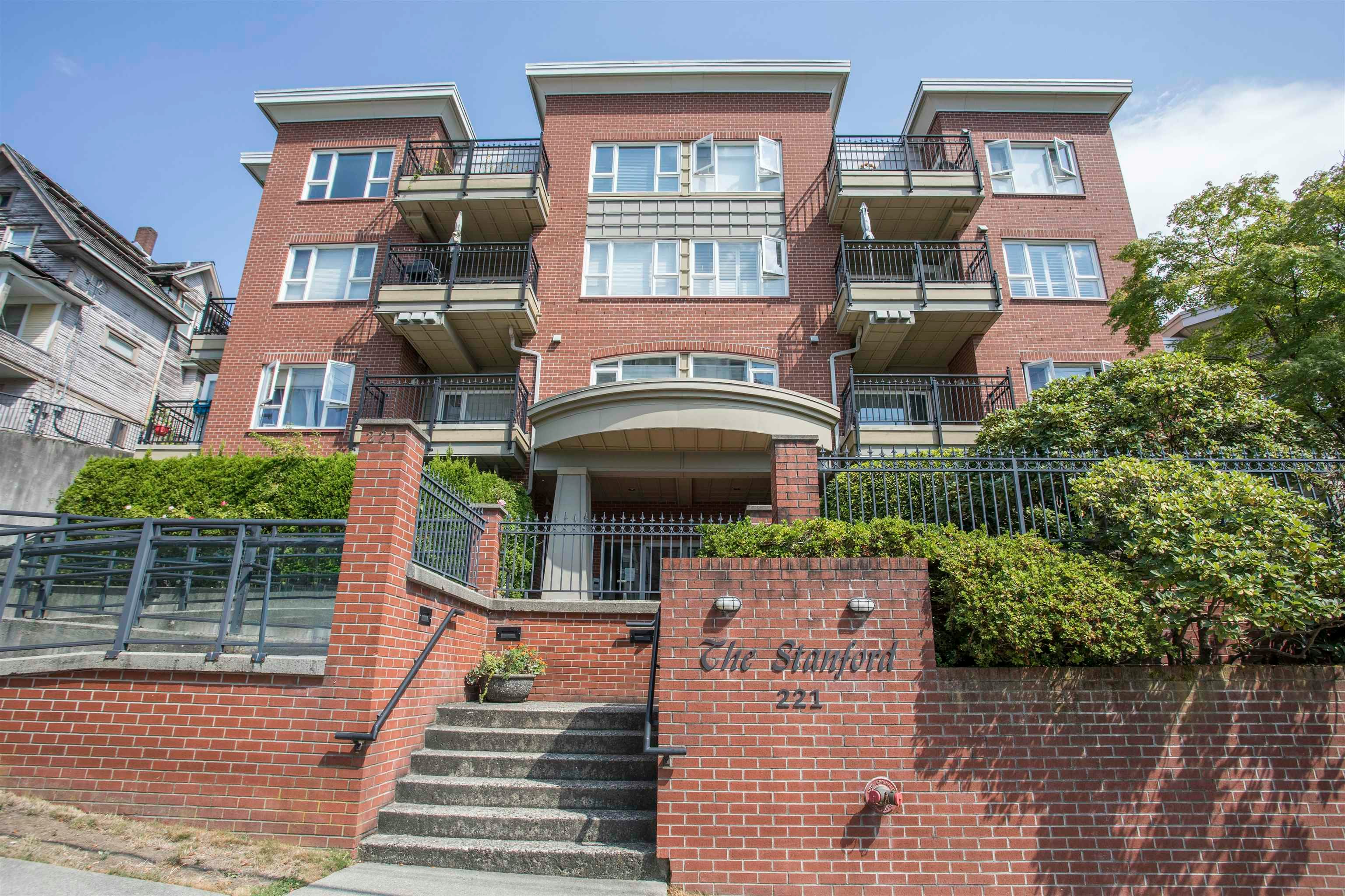 606-221 Eleventh Street, New Westminster, BC, V3M 4C8