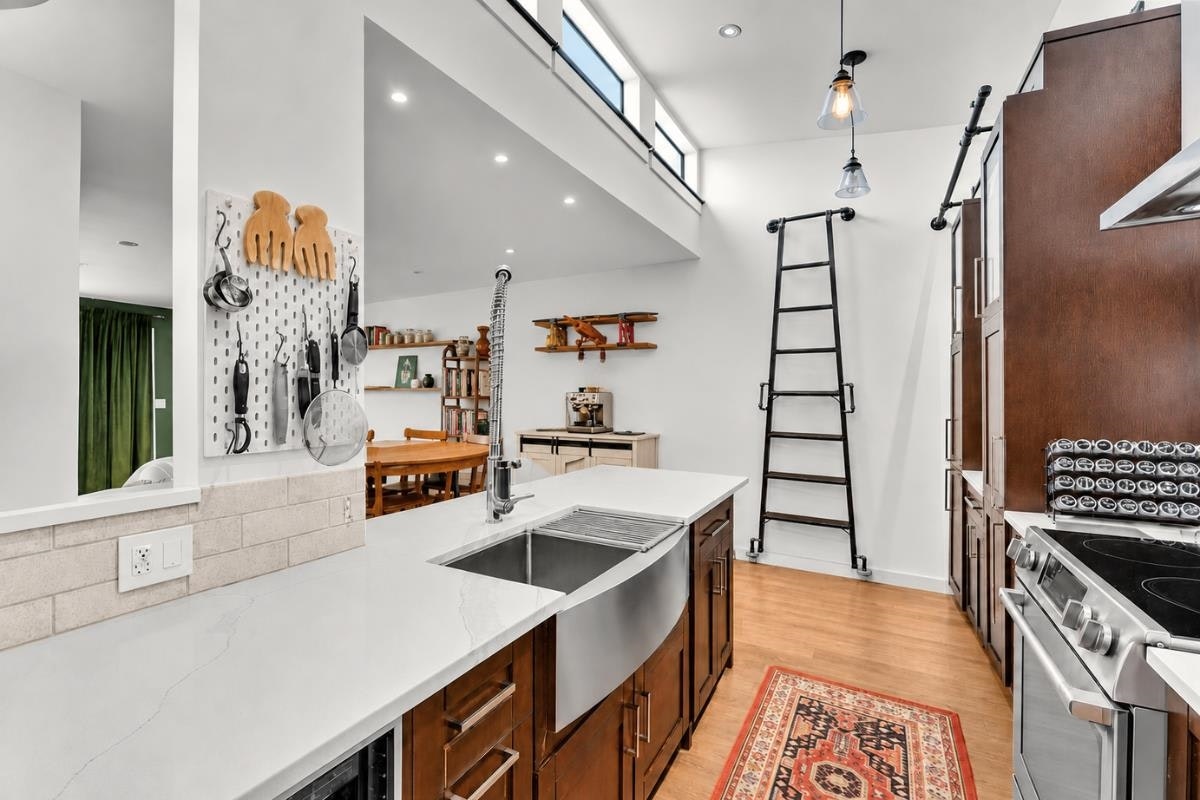 304-1420 E 7th Avenue - 3