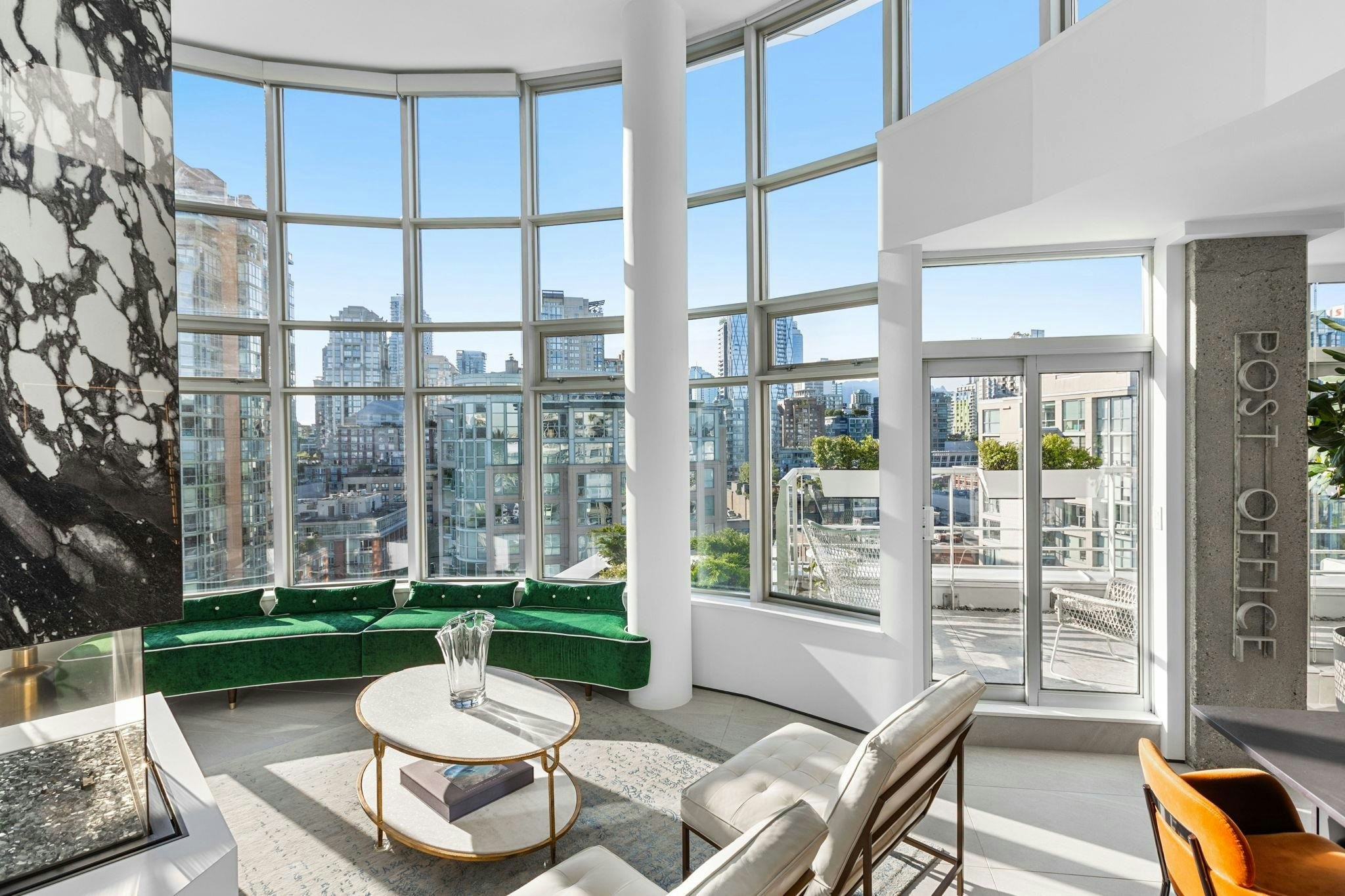 PH 1701-189 Davie Street, Vancouver, BC, V6Z 2X9