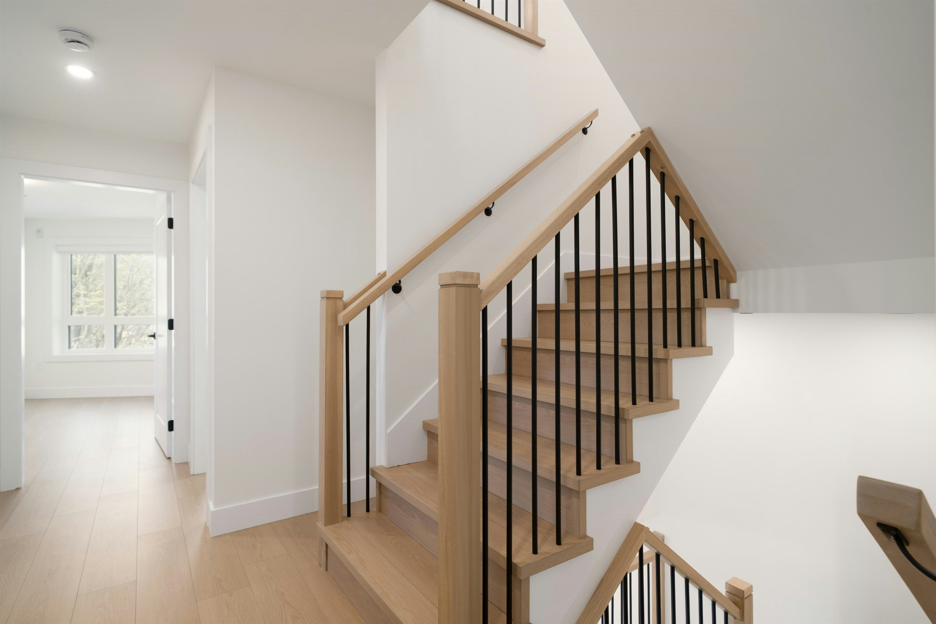 4830 Duchess Street, Vancouver, BC, V5R 3L6 - 9