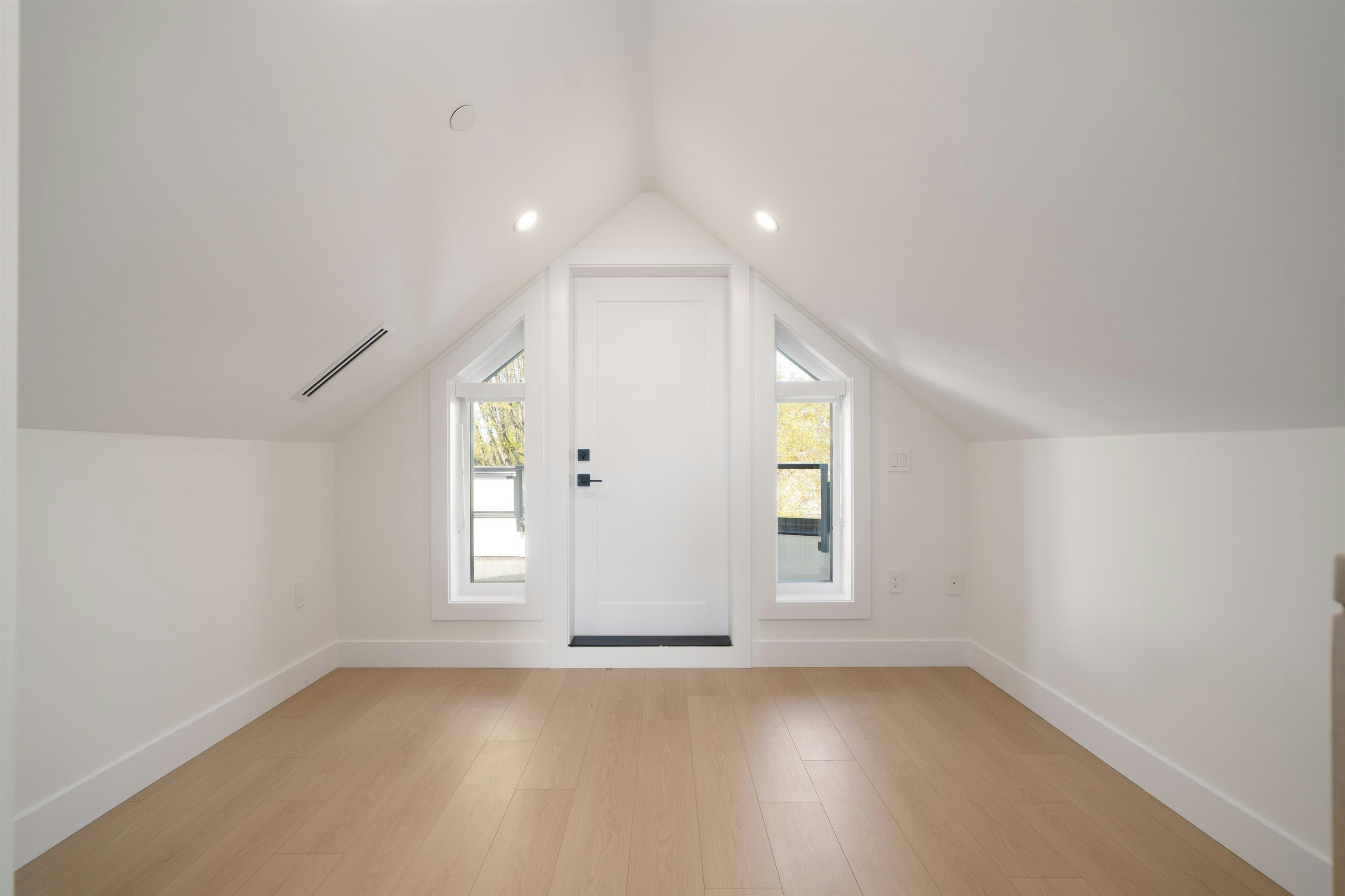4830 Duchess Street, Vancouver, BC, V5R 3L6 - 17