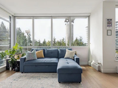 702-9060 University Crescent - 3