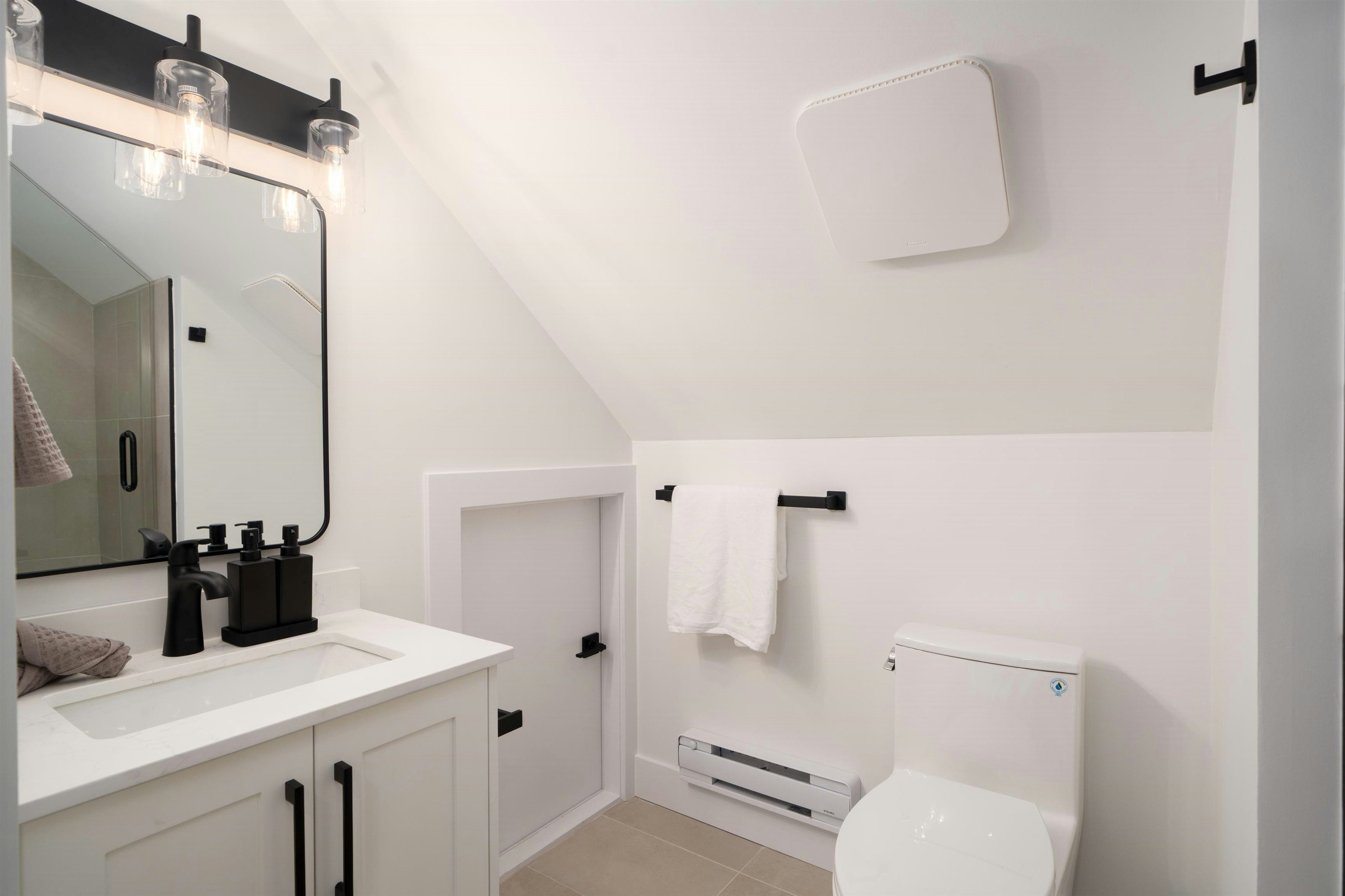 2612 Horley Street, Vancouver, BC, V5R 3L6 - 20