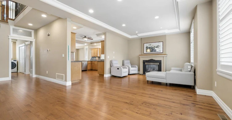 1318 160th Street, Surrey, BC, V4A 4W8