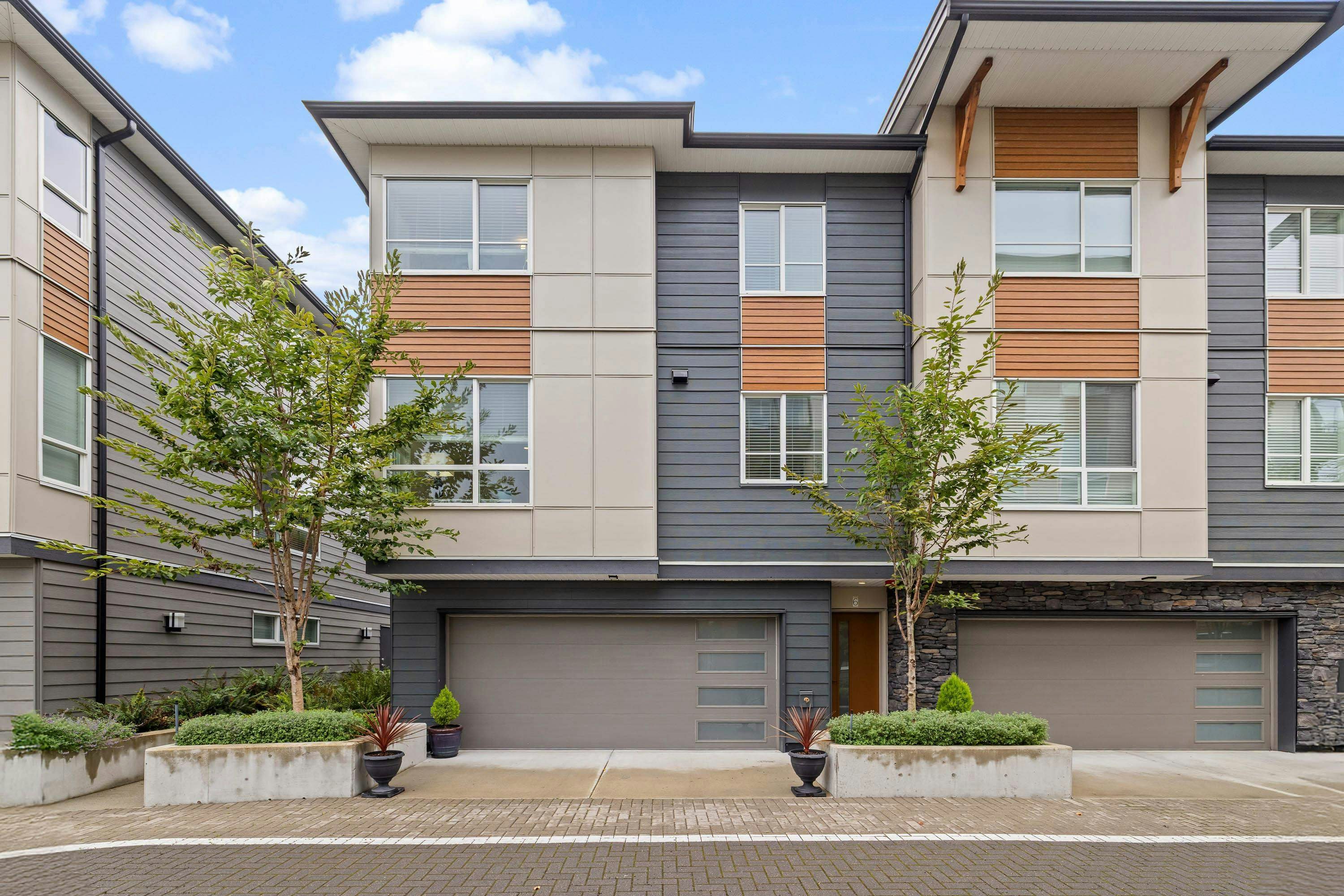 6-19935 75a Avenue, Langley, BC, V2Y 4L5