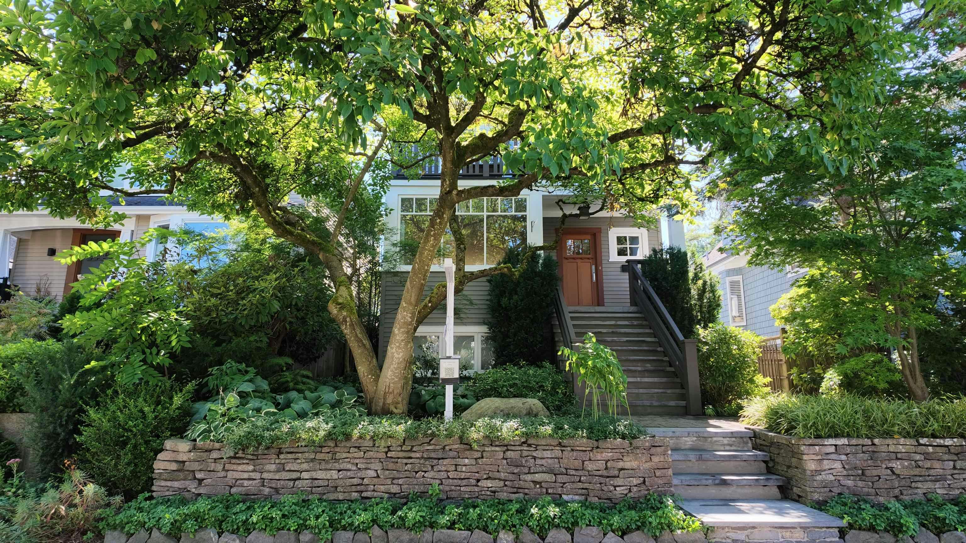 456 Aubrey Place, Vancouver, BC, V5V 2T6