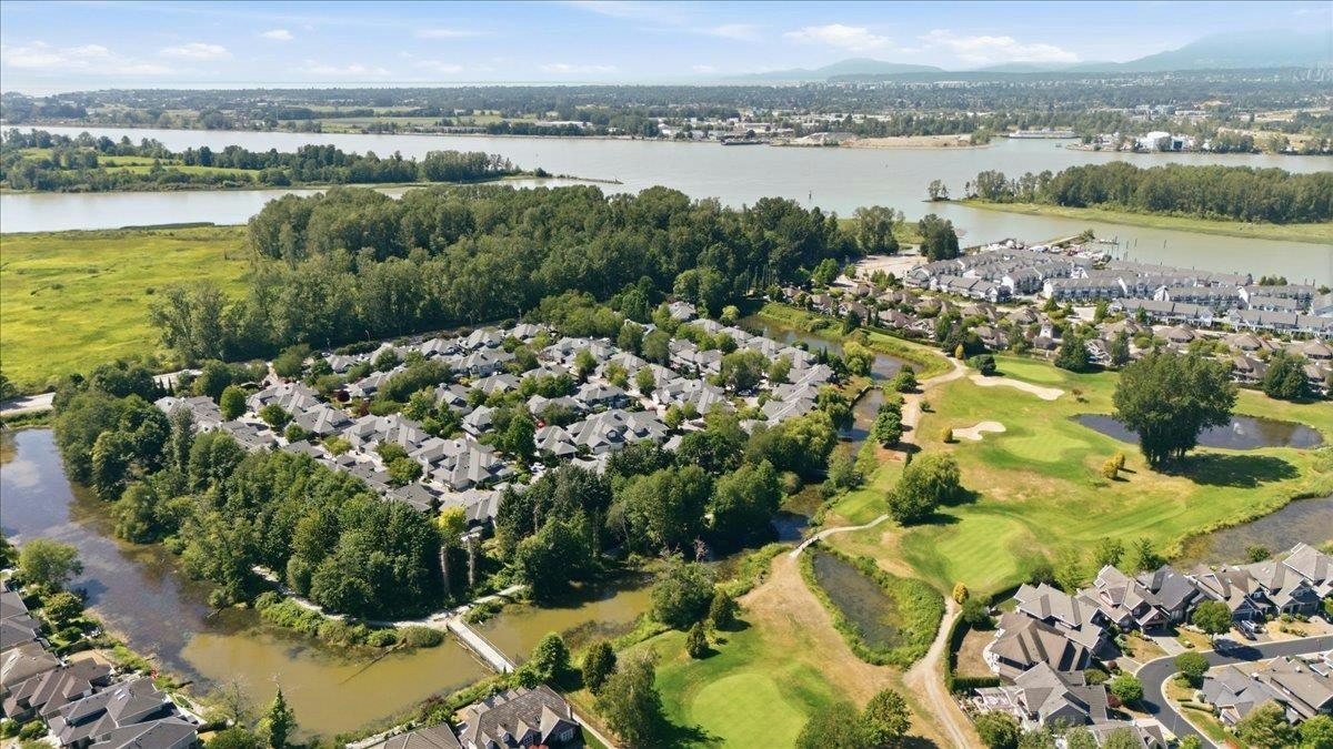 106-5900 Ferry Road, Delta, BC, V4K 5C3 - 39