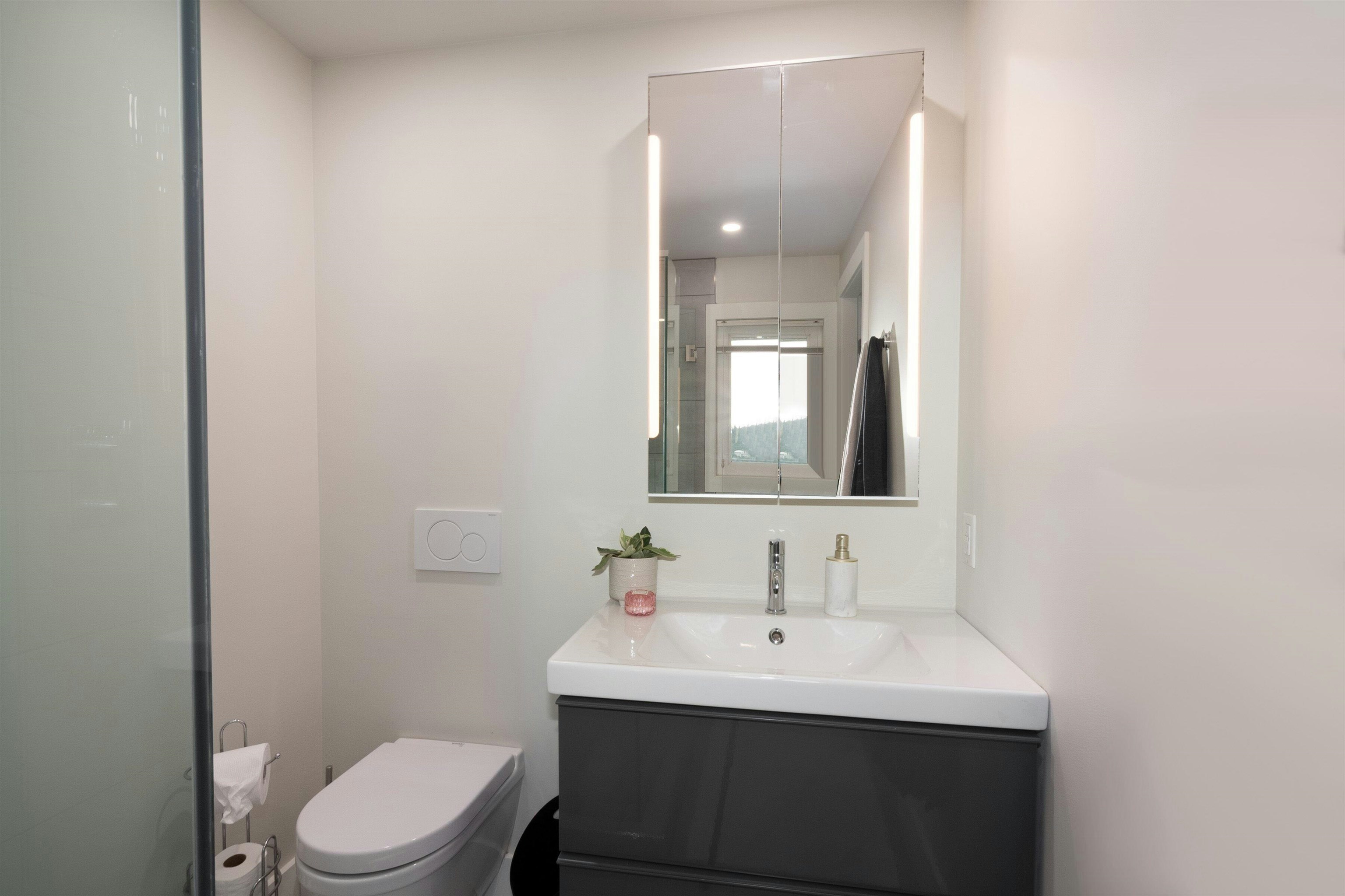 3067 Plymouth Drive, North Vancouver, BC, V7H 1C8 - 24