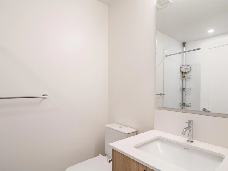 33-15235 Sitka Drive, Surrey, BC, V3S 0A9 - 12