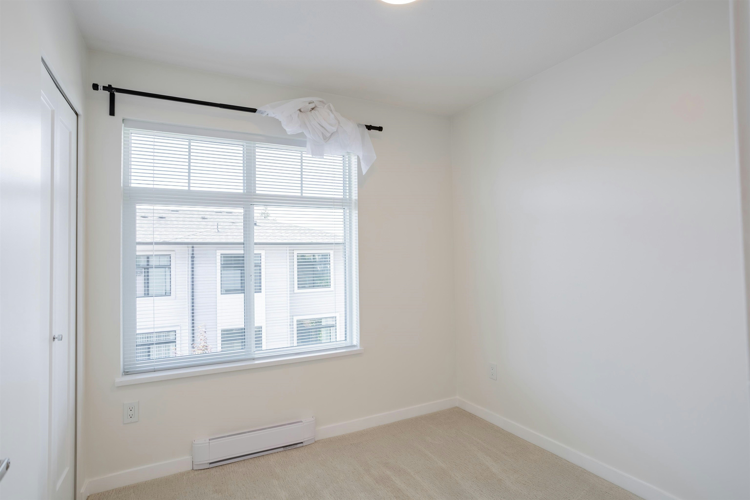 33-15235 Sitka Drive, Surrey, BC, V3S 0A9 - 13