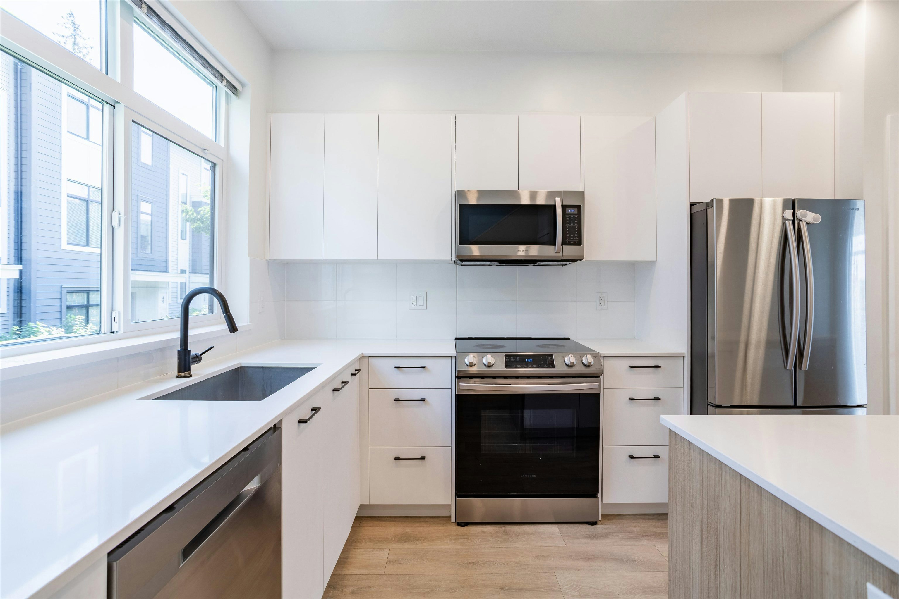33-15235 Sitka Drive - 3