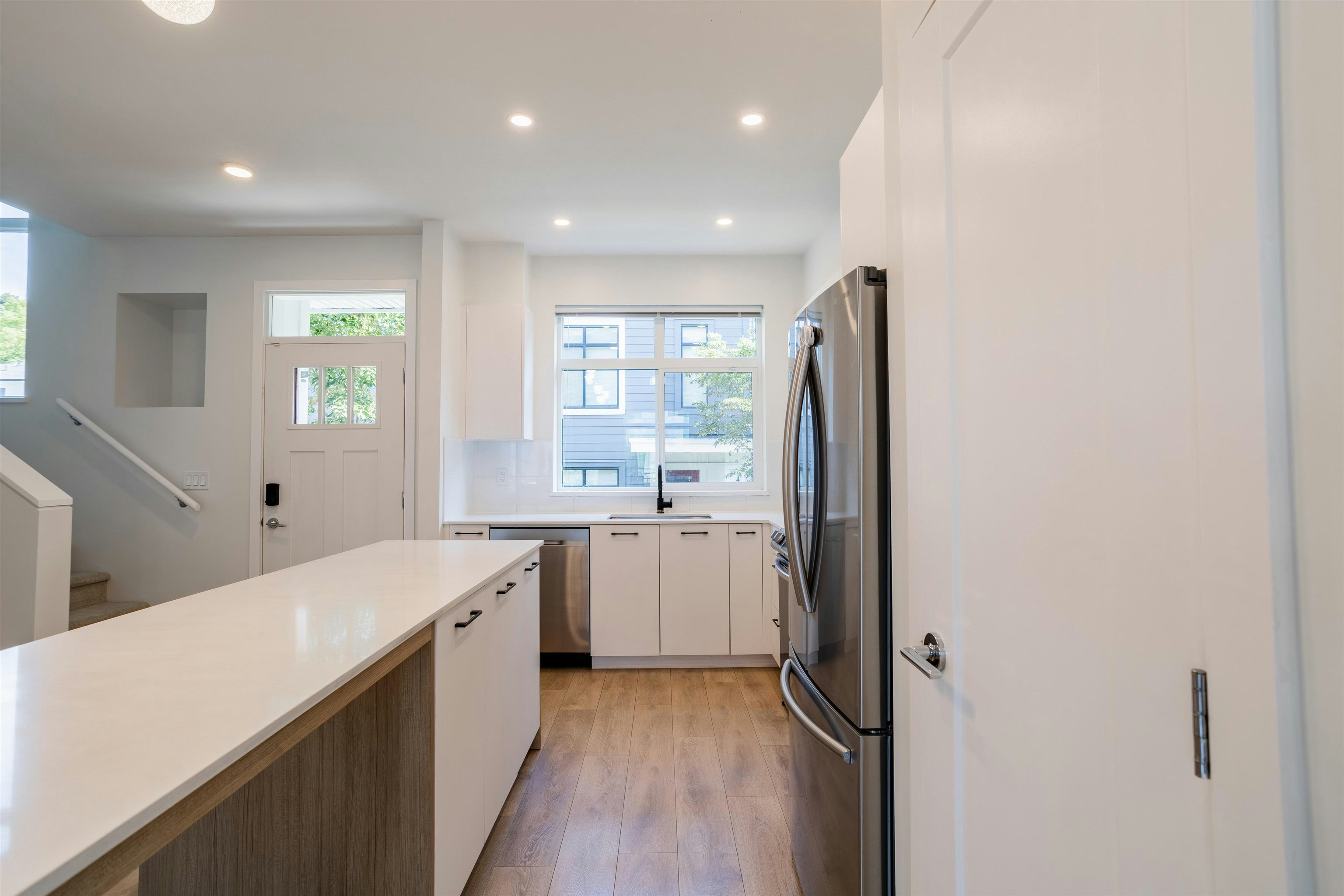 33-15235 Sitka Drive, Surrey, BC, V3S 0A9 - 8