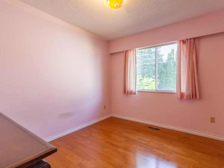 7107 Broadway, Burnaby, BC, V5A 1R7 - 20