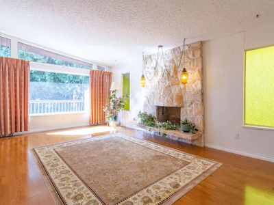 7107 Broadway - 2