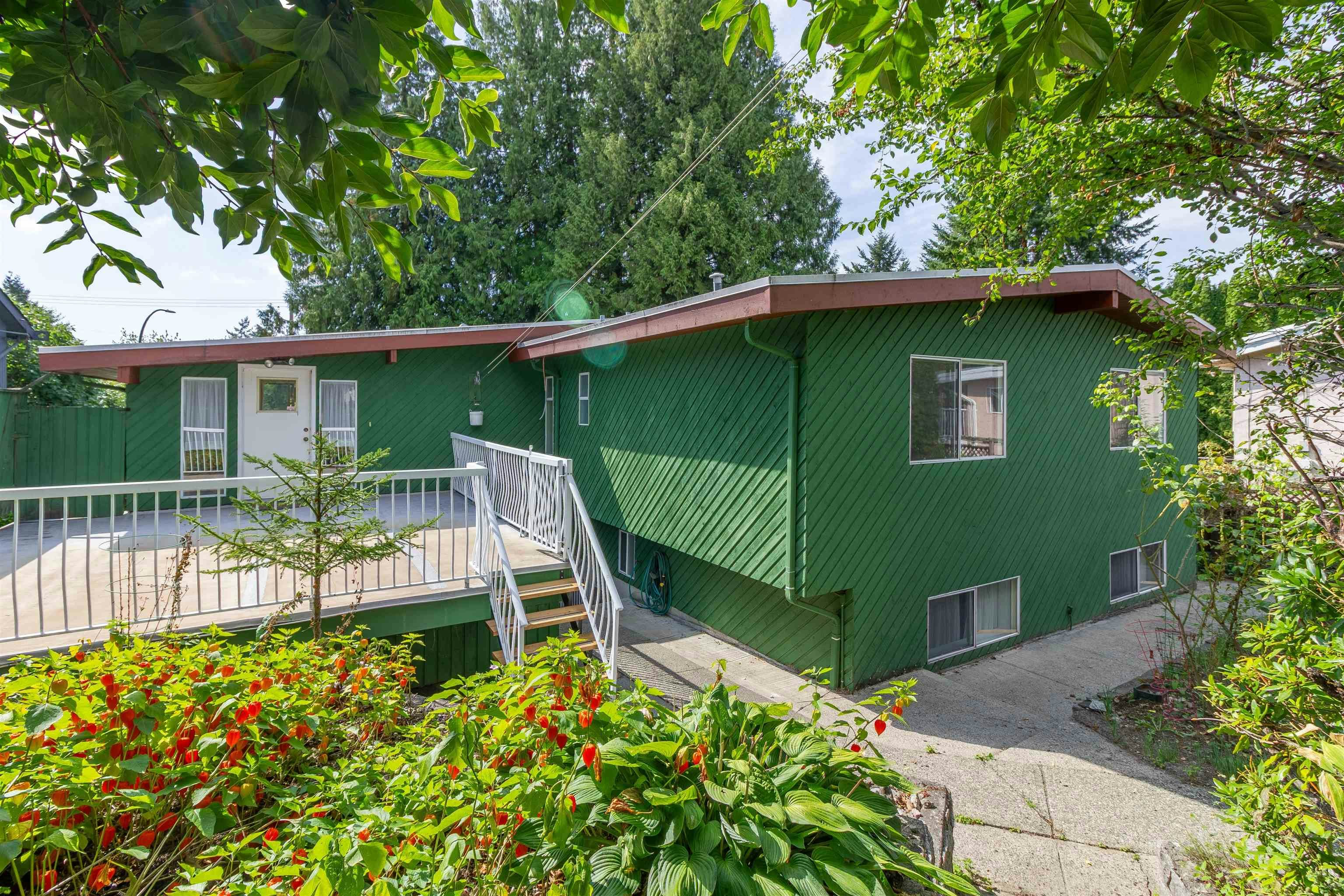 7107 Broadway, Burnaby, BC, V5A 1R7 - 36