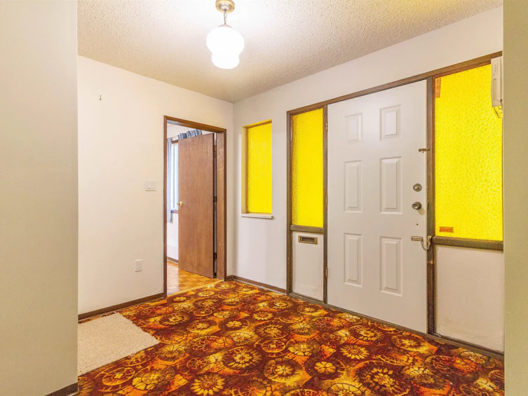 7107 Broadway, Burnaby, BC, V5A 1R7 - 29