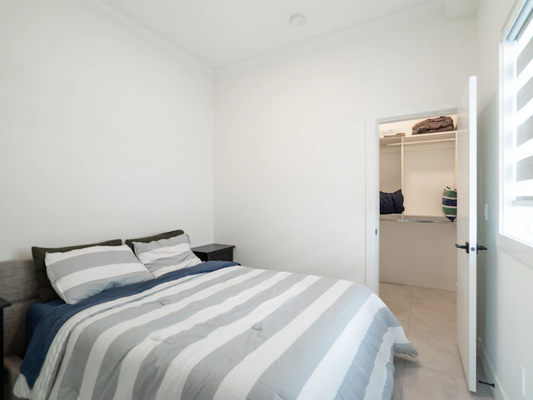 5675 Laurel Street, Burnaby, BC, V5G 1N4 - 17