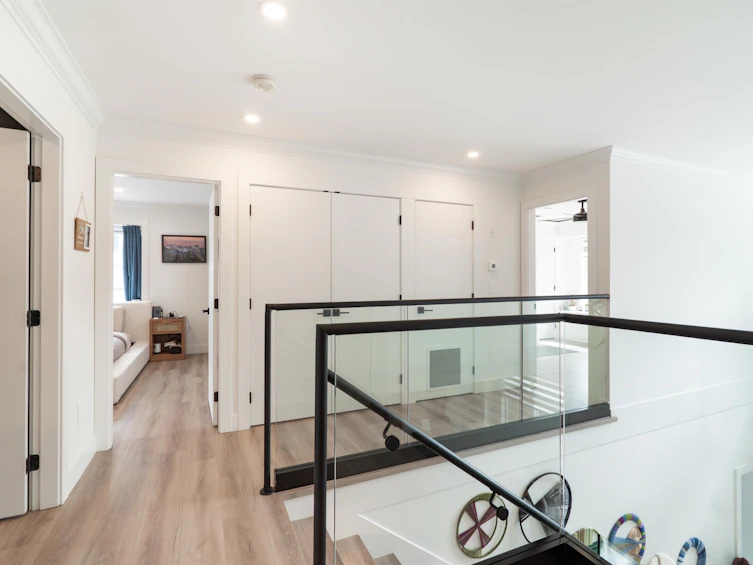 5675 Laurel Street, Burnaby, BC, V5G 1N4 - 24