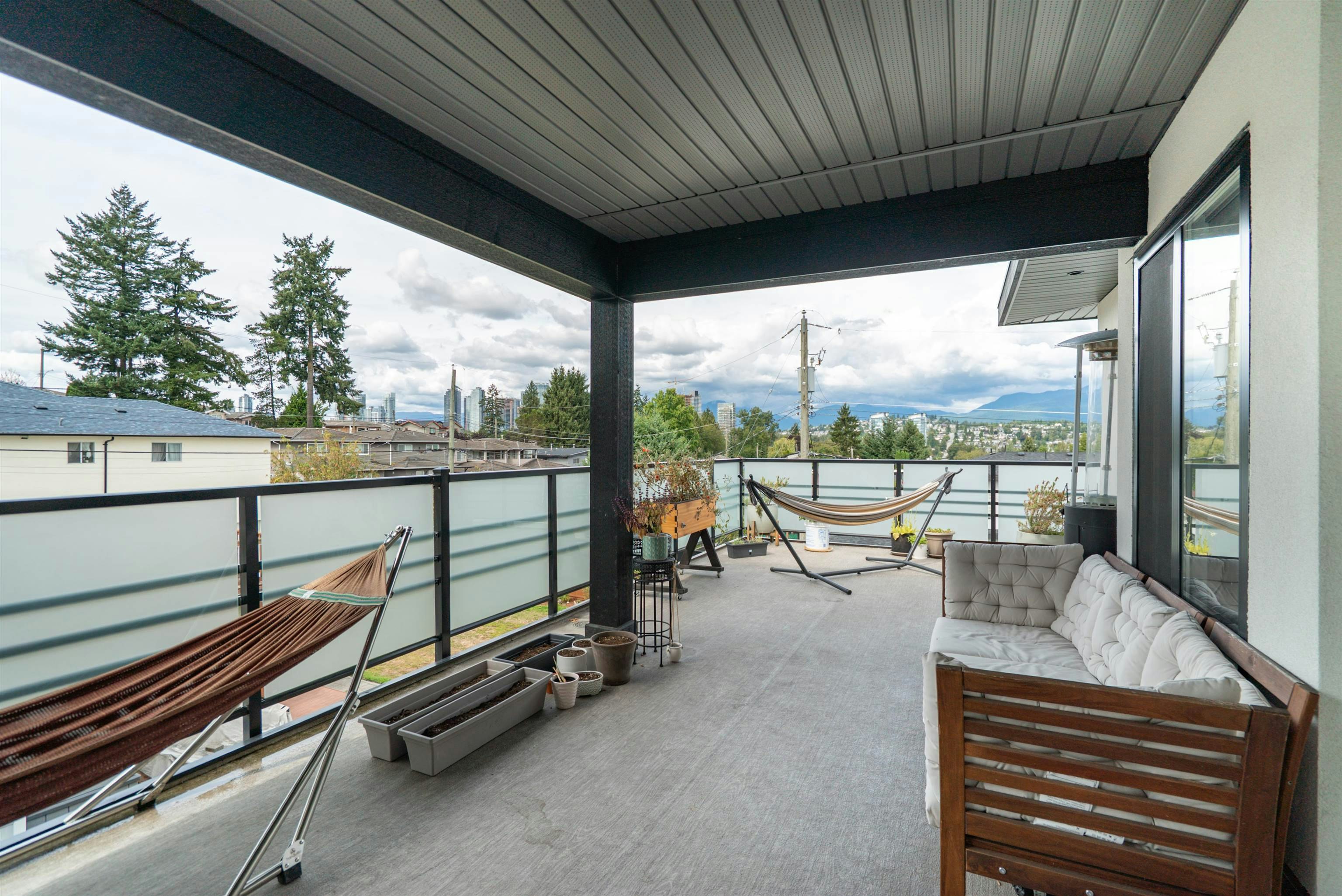 5675 Laurel Street, Burnaby, BC, V5G 1N4 - 32
