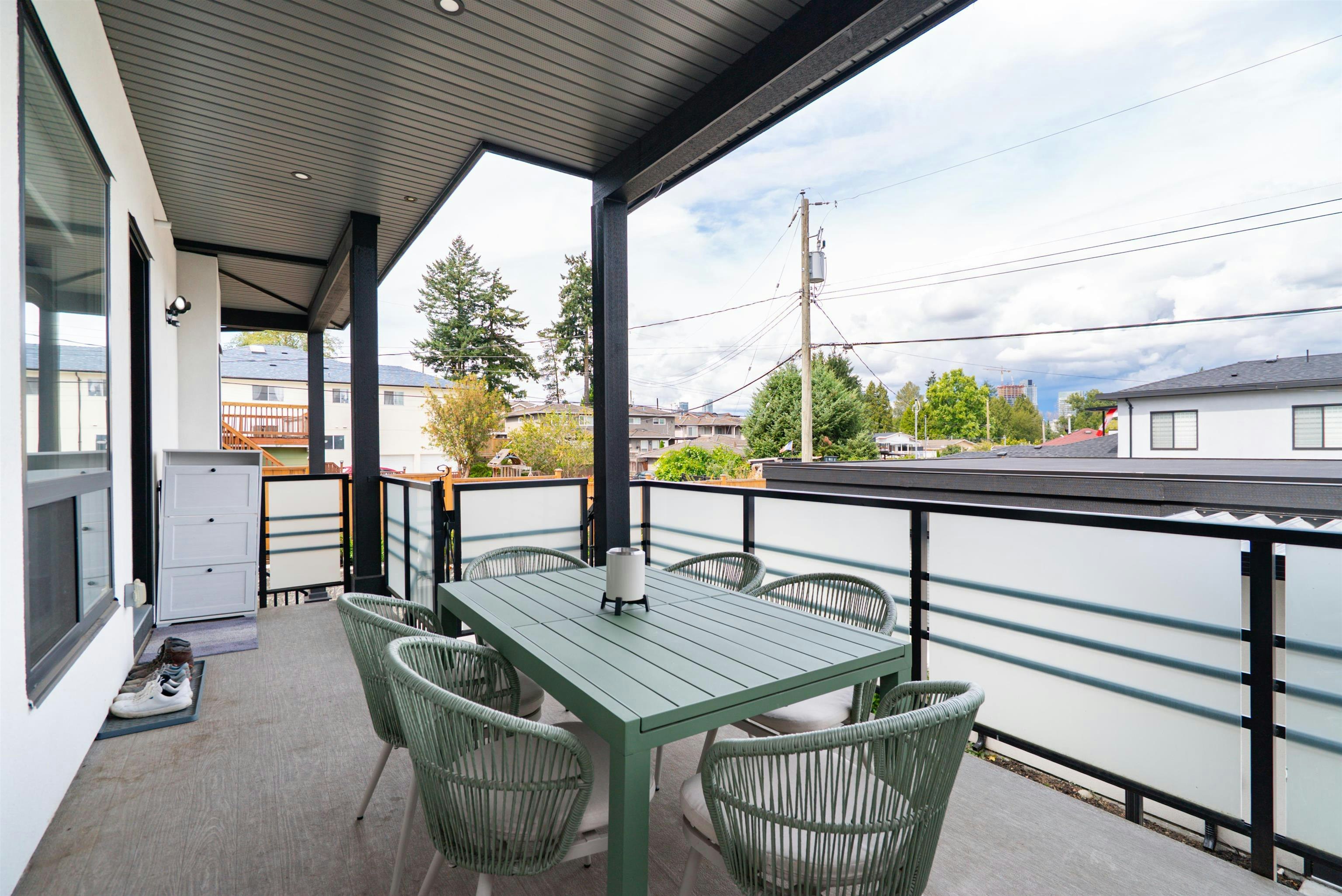 5675 Laurel Street, Burnaby, BC, V5G 1N4 - 14