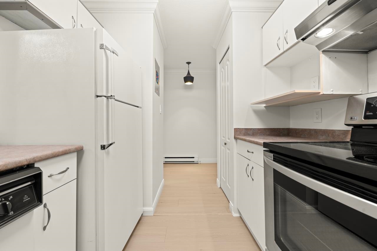 104-526 W 13th Avenue - 4