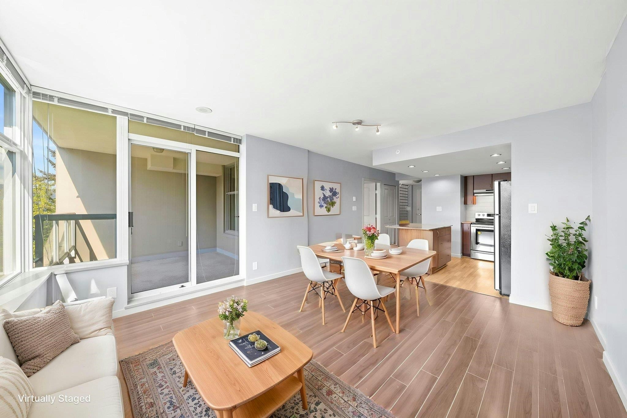 605-9262 University Crescent - 3