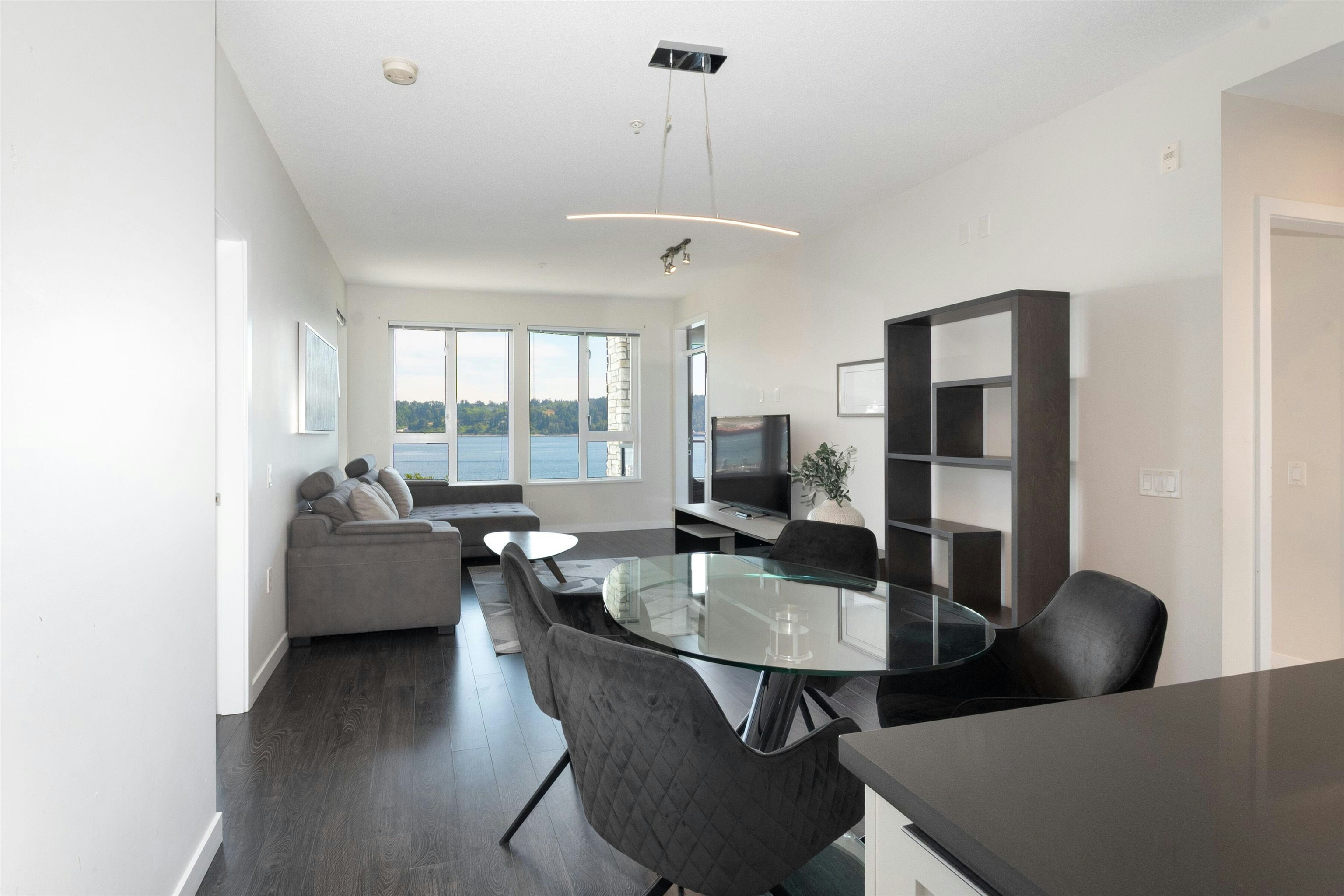 305-3873 Cates Landing Way, North Vancouver, BC, V7G 0A6 - 8