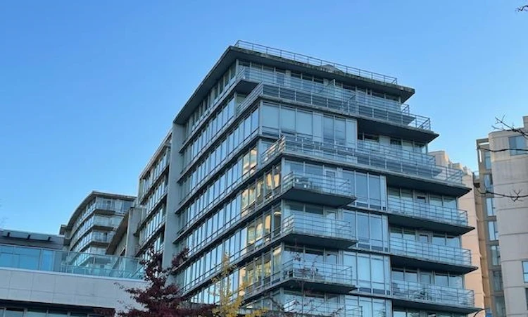 501-8280 Lansdowne Road