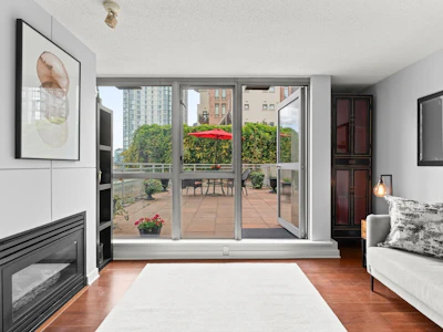1238 Richards Street - 2