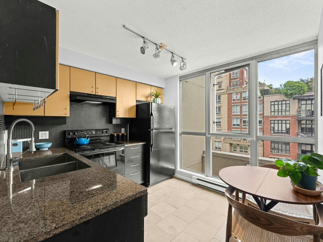 401-1238 Richards Street, Vancouver, BC, V6B 6M6 - 19