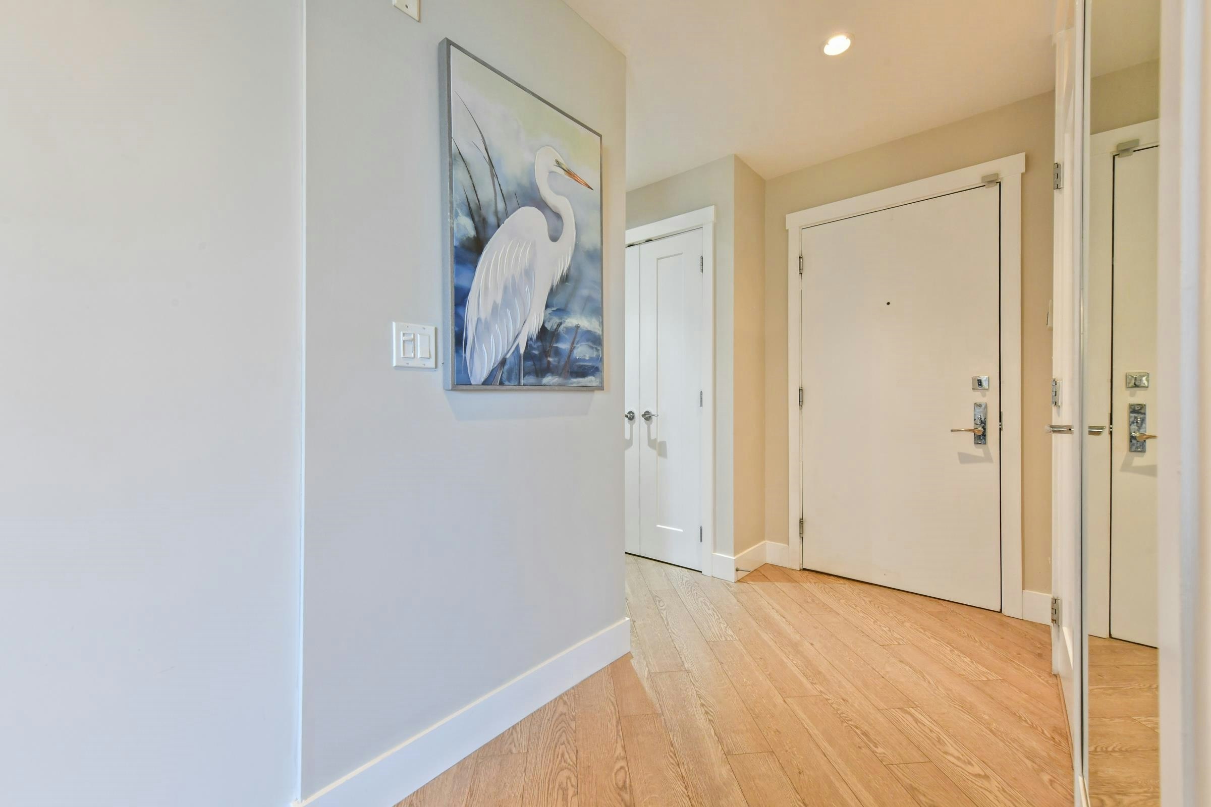 216-14855 Thrift Avenue, Surrey, BC, V4B 2J6 - 10