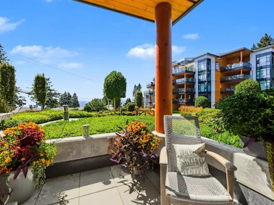 216-14855 Thrift Avenue - 5