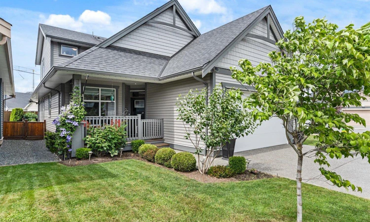 22-6211 Chilliwack River Road
