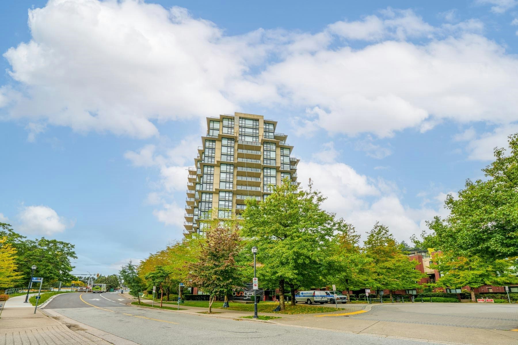 402-11 E Royal Avenue, New Westminster, BC, V3L 0A8 - 35