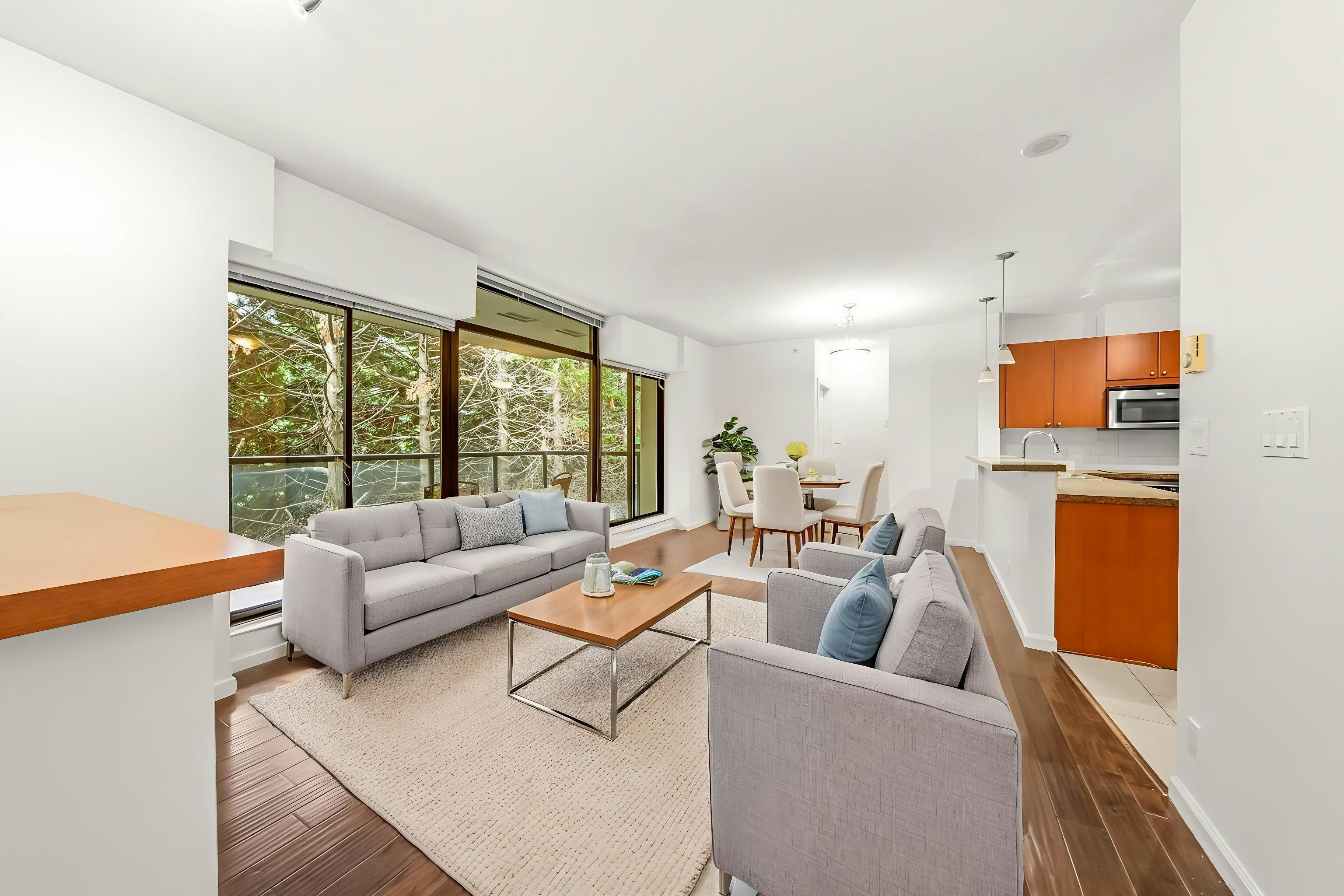 402-11 E Royal Avenue, New Westminster, BC, V3L 0A8 - 2