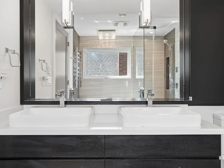 4481 W 15th Avenue, Vancouver, BC, V6R 3B1 - 23